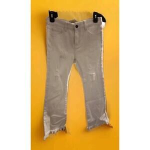 NWT Moon River White Flare Distressed Womens Jeans Size Medium CR3